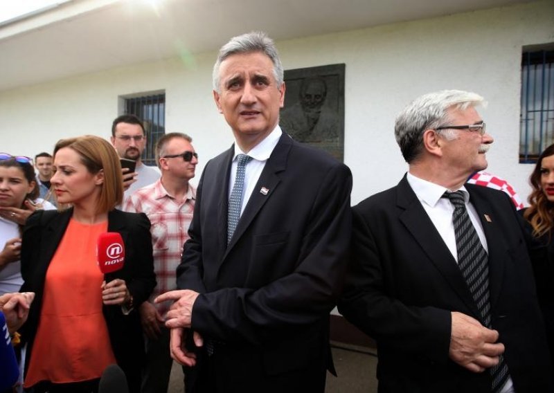 Karamarko: Za sve što je loše učinjeno ću odgovarati