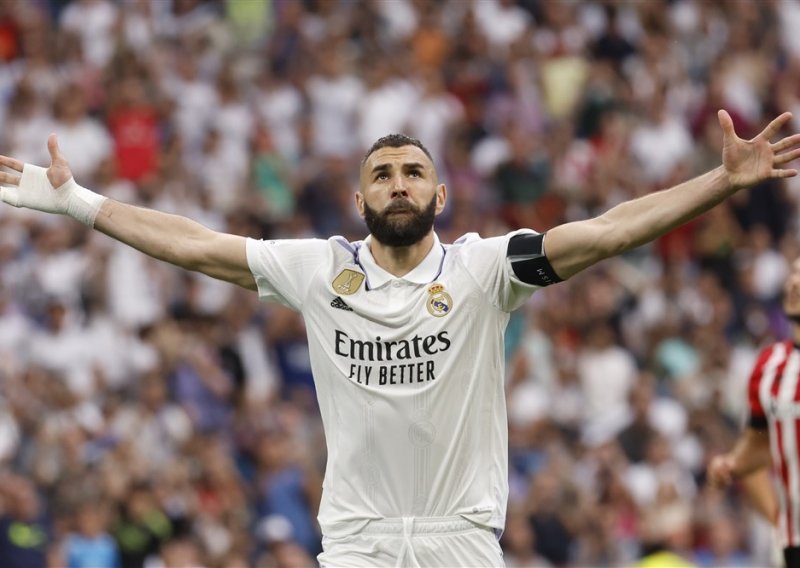 Karim Benzema u suzama se oprostio od Reala, a zamijenio ga je Luka Modrić