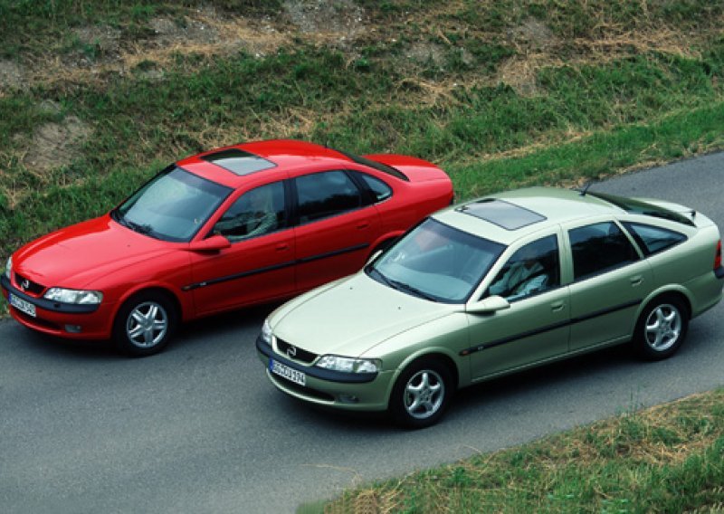 Automobil se trese pri 90, miran pri 110 km/h