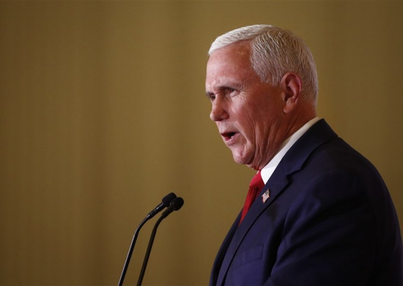 Sada i službeno: Mike Pence ulazi u utrku za predsjednika SAD-a