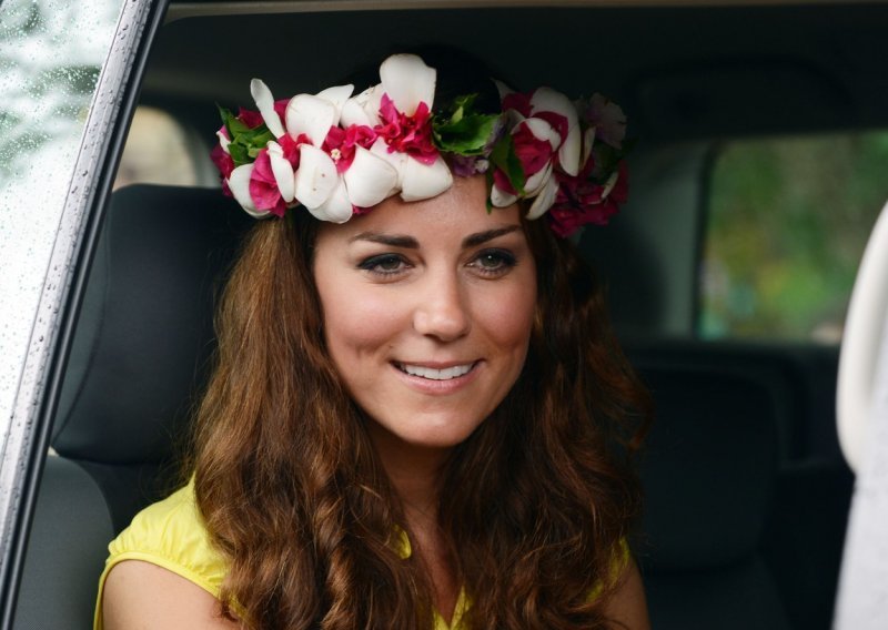Kate Middleton rijetko pokazuje svoju prirodnu kosu, a zapravo je prekrasna