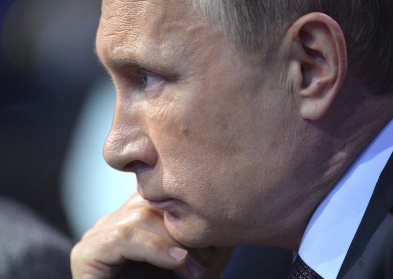 Putin priznao da Rusija nema dovoljno vojne opreme da pobijedi u ratu