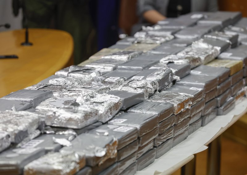 Otkriveno 745 kg kokaina u riječkoj luci: 'Ovo je najveća zapljena u povijesti policije!'