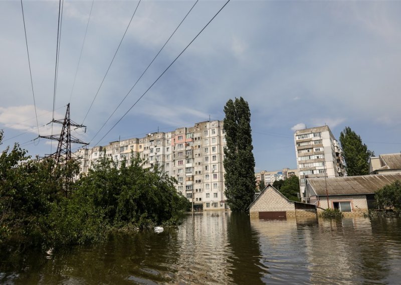 Dnjepar bi se trebao vratiti unutar svojih obala do 16. lipnja