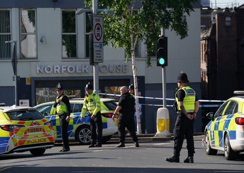 Muškarac u Nottinghamu ubio troje ljudi, policija i dalje utvrđuje motiv