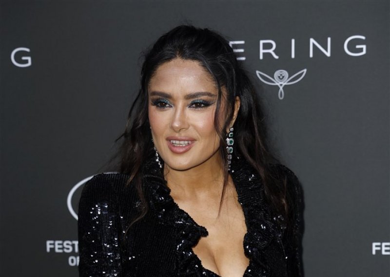 Salma Hayek priznala da se bojala glumiti u novoj sezoni 'Black Mirrora'