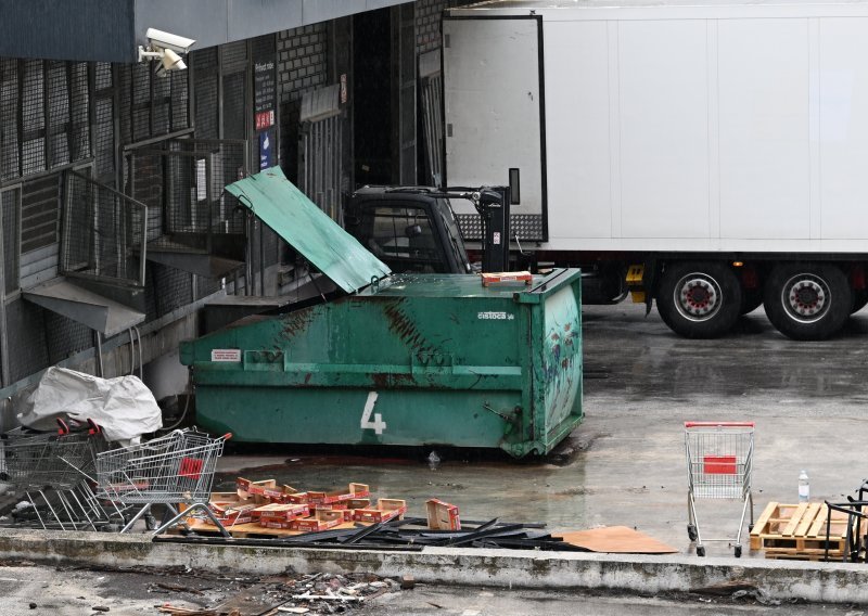 Užas u Splitu: Radnica poginula koristeći prešu za karton, oglasili se iz Kauflanda