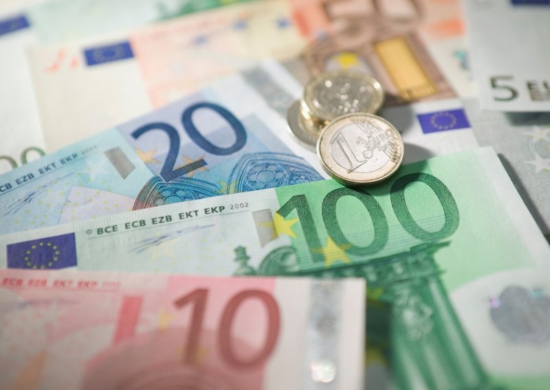 Euro ponovno druga rezervna valuta u svijetu