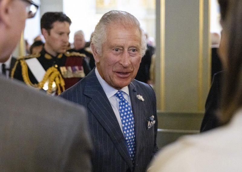 Povodom službenog rođendana kralja Charlesa III stigle i prve počasti