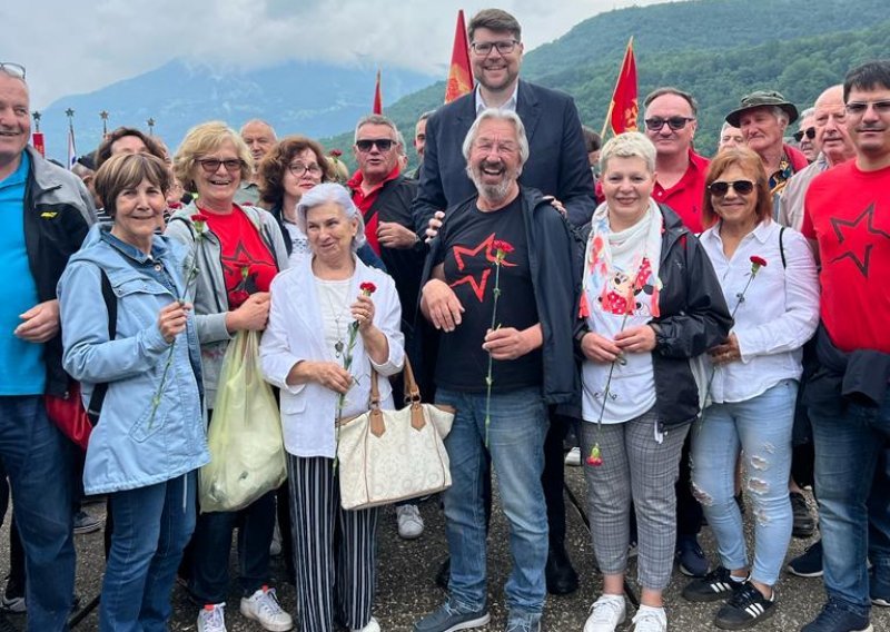 Grbin na Tjentištu prožet emocijama: Bez partizana ne bi bilo današnje Hrvatske