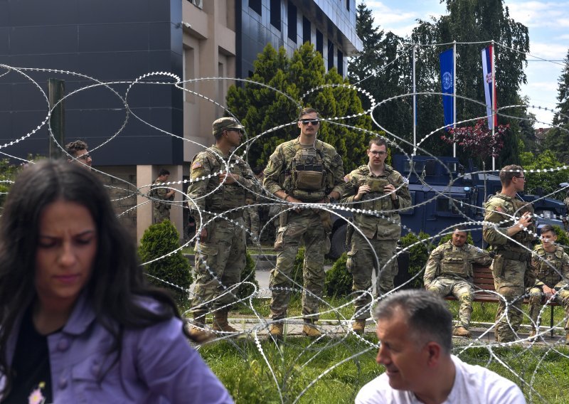 NATO: Još jedan bataljun u stanju pripravnosti za Kosovo