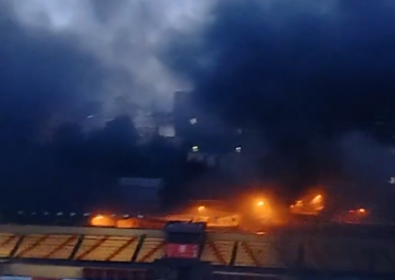 Moskva u plamenu, gori u blizini Kremlja
