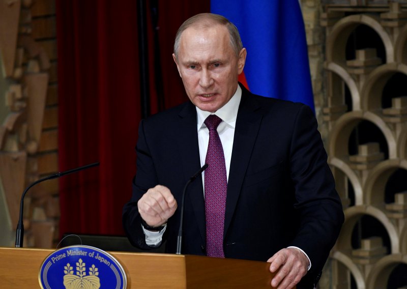 Putin je ledena Vaga pod utjecajem mračnog Škorpiona