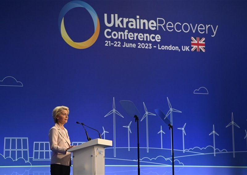 Zapad obećao milijarde Ukrajini za obnovu, SAD daje još 1,3 milijarde dolara