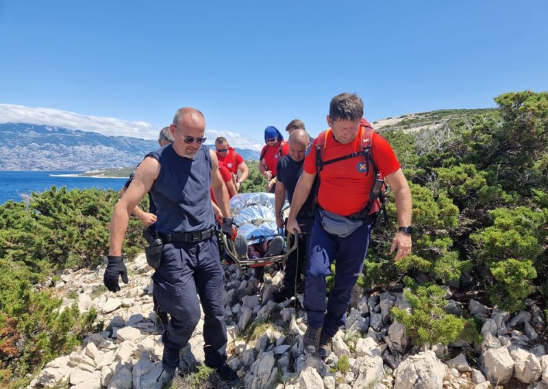 HGSS-ovci spasili planinara s Biokova nakon cjelodnevne akcije