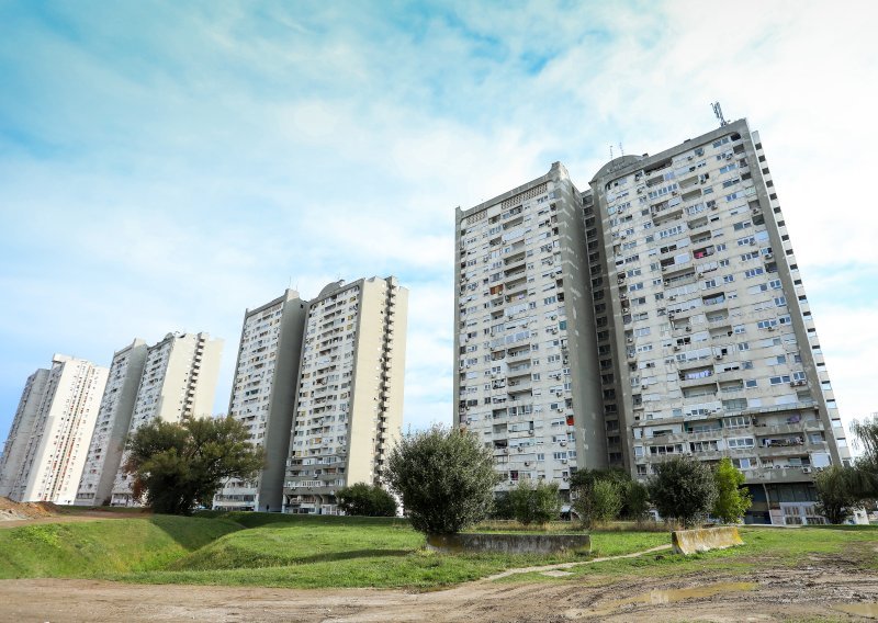 Europska banka upozorava na kaotičan pad cijena nekretnina. Naše tržište miruje