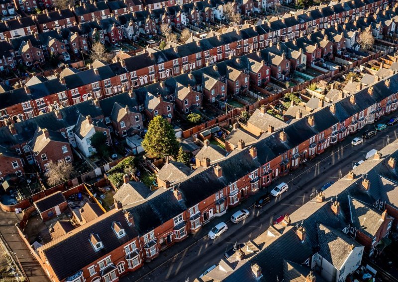 Britanija u strašnoj stambenoj krizi: Rate kredita su se udvostručile, najamnine divljaju