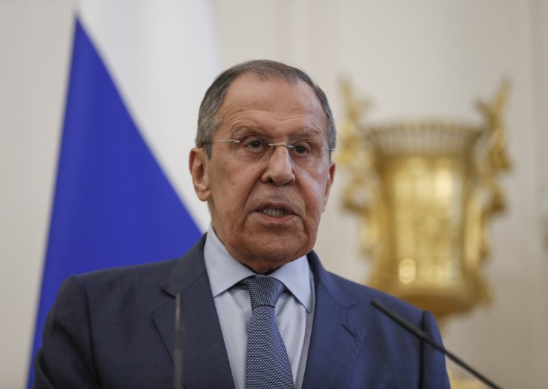 Lavrov: Provjeravamo jesu li zapadne službe bile umiješane u pobunu