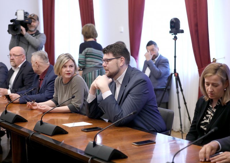Politički analitičar: Sandra Benčić bolji je premijerski kandidat od Peđe Grbina