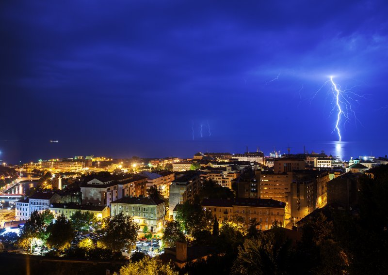 Za vikend stiže novo pogoršanje vremena: Pripremite se na pljuskove i grmljavinu