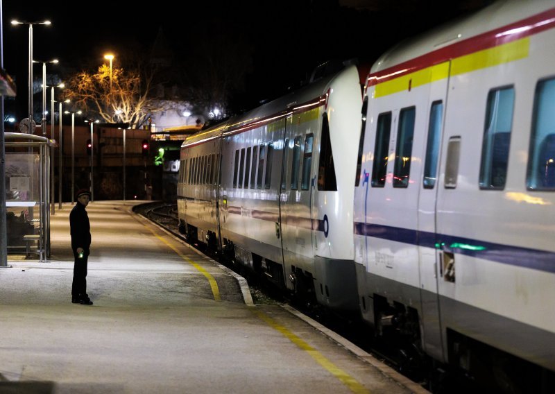 Sutra kreće prvi noćni vlak iz Vukovara prema moru, besplatno za djecu i učenike