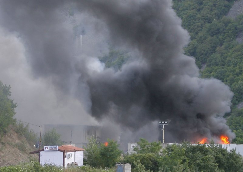 Kosovari zauzeli granicu sa Srbijom