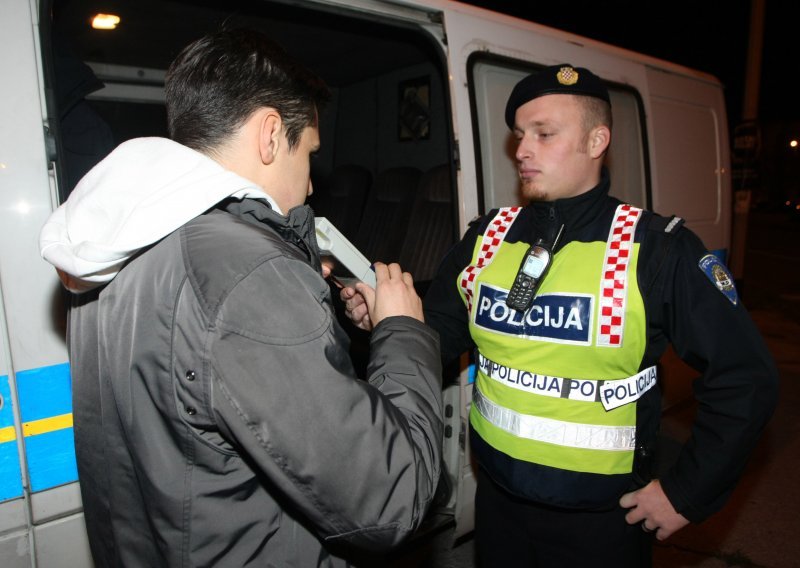 Noćna akcija zagrebačke policije: Rekorder u Lučkom napuhao 3,55 promila