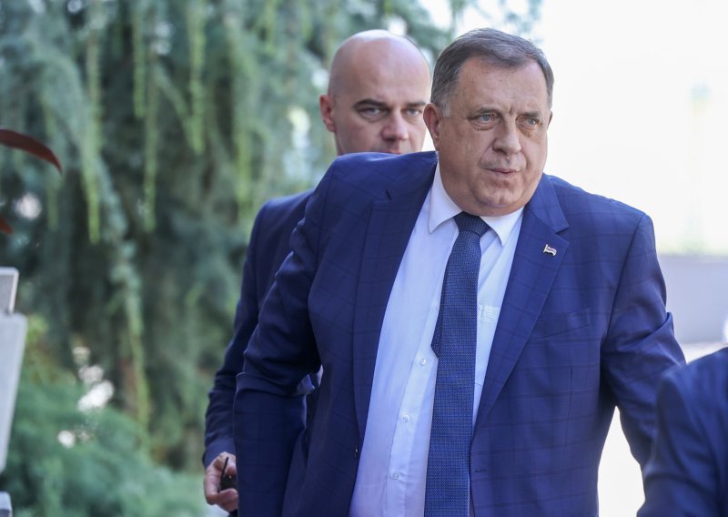 Europski parlament traži nove sankcije za Dodika