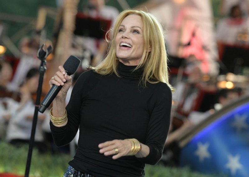 Žarila je i palila 80-ih, a nakon gotovo 25 godina Belinda Carlisle vraća se glazbi