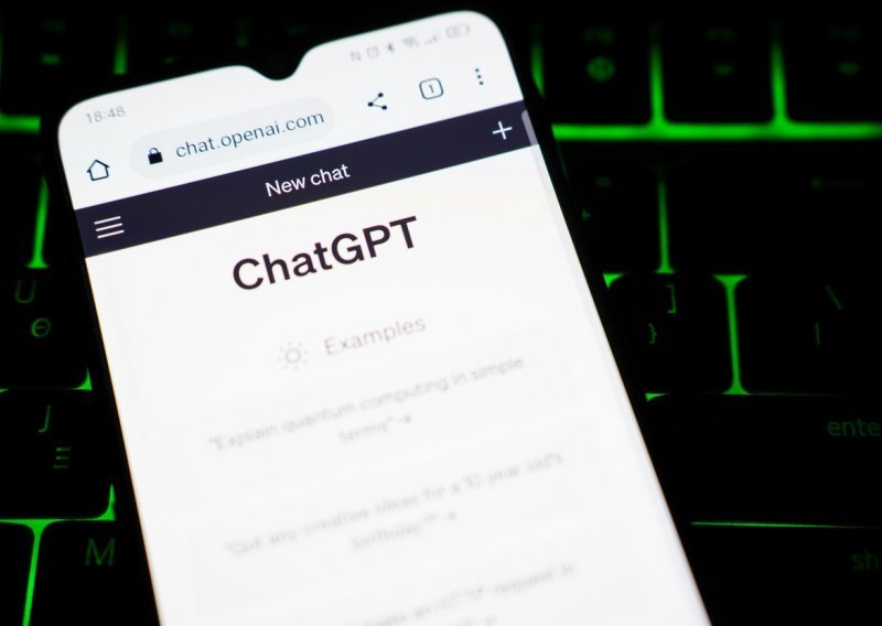 ChatGPT prvi puta zabilježio pad mjesečnog prometa