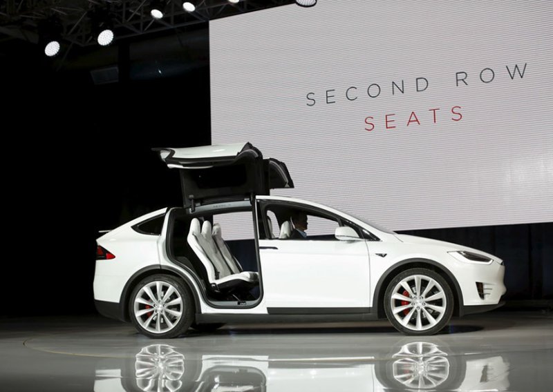 Tesla je tržištu isporučila 25.000 automobila; tvrtka raste, a kupci prate trendove
