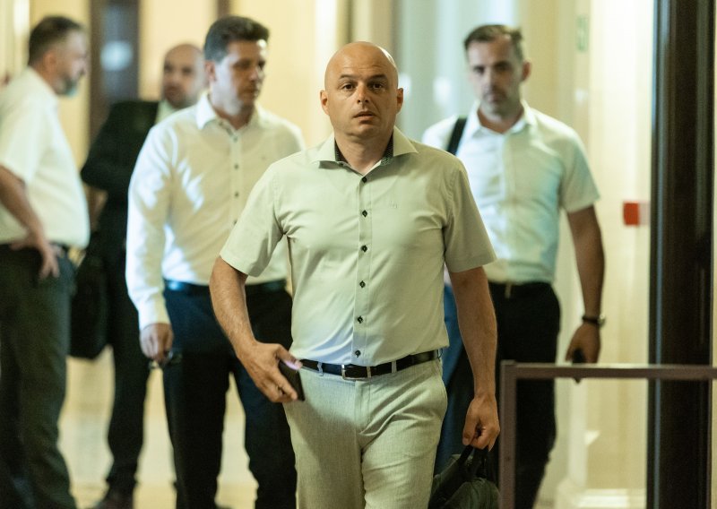 Uhićenja zbog mita: Pali bivši gradonačelnik Požege i sudac iz Slavonskog Broda