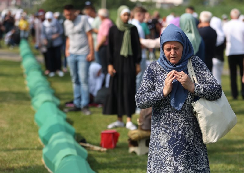 'Ponašanje onih koji niječu genocid ravno je odgovornosti ubojica'