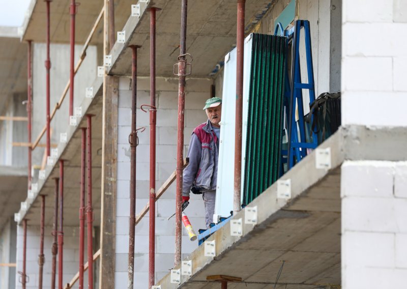 U svibnju izdano 876 građevinskih dozvola, 1,5 posto manje nego lani