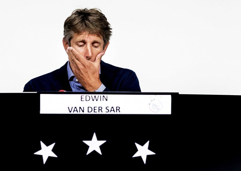 Legendarni golman napustio splitski KBC: Obitelj Van der Sar želi izraziti svoju duboku...