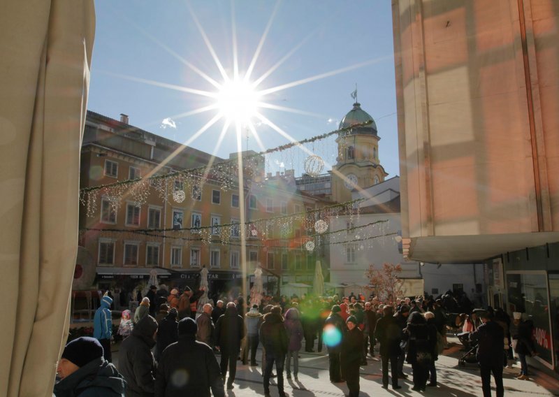 Pravoslavni vjernici slave Badnjak