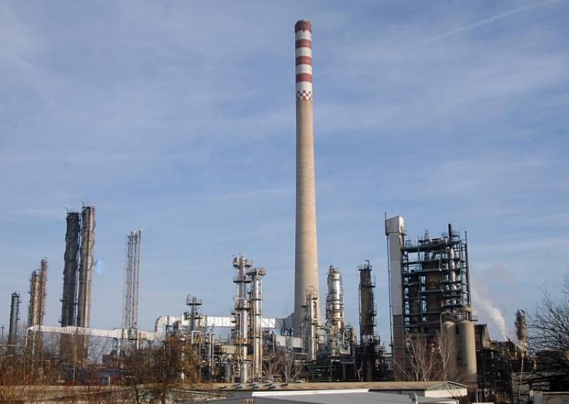 'Gašenje rafinerije značilo bi smrt za Sisak'