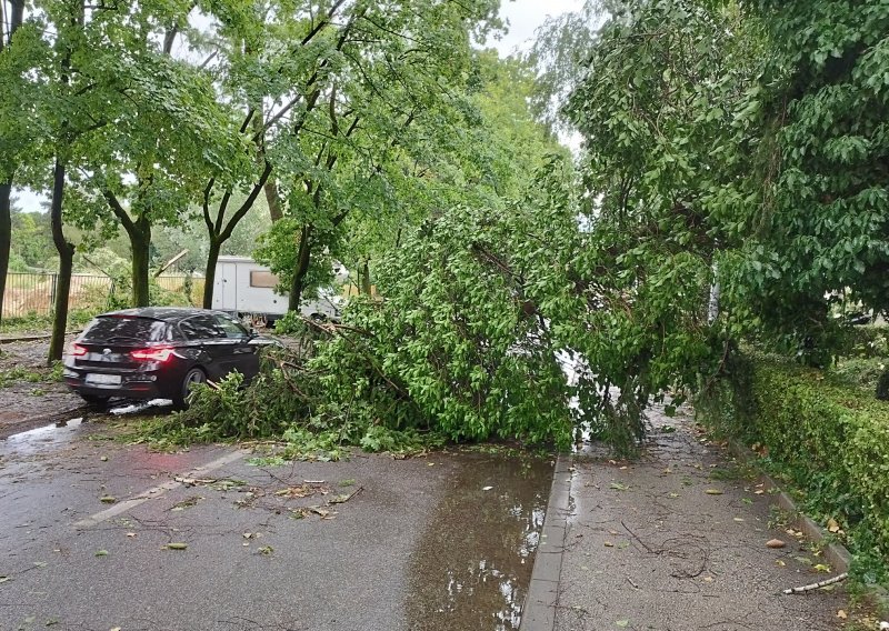 U Zagrebu je ozlijeđeno 130 osoba, 13 teže