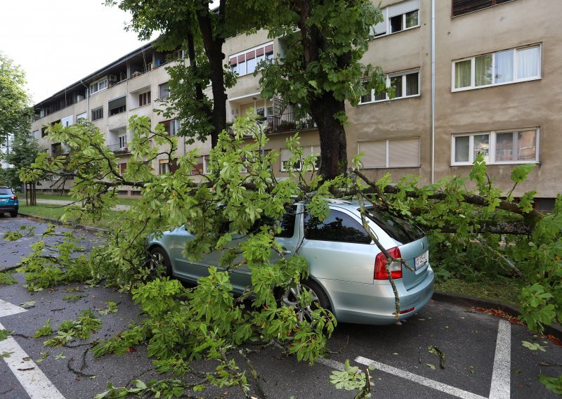 U Ribniku, ponajmanjoj hrvatskoj općini, oštećene 153 obiteljske kuće