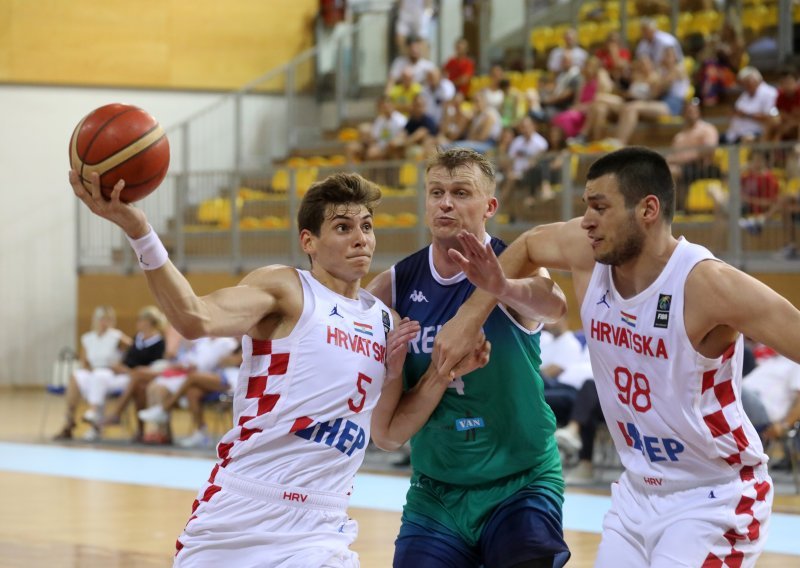 Hrvatski košarkaši krenuli u borbu za EP pobjedom od 40 koševa razlike
