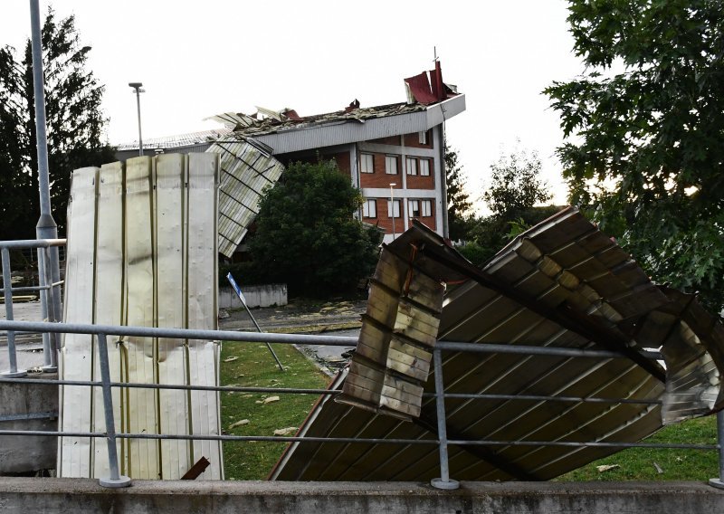 Orkanski vjetar divljao po Slavoniji: Pogledajte katastrofu u Brodu, Požegi, Iloku...