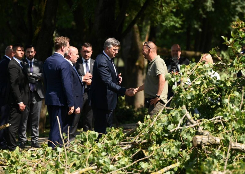 Plenković obišao nastradali Bundek: 'Ovo je zaista strašno!'