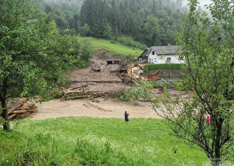 Drama u Sloveniji: Aktivirala se klizišta, zbog bujica došlo do evakuacija