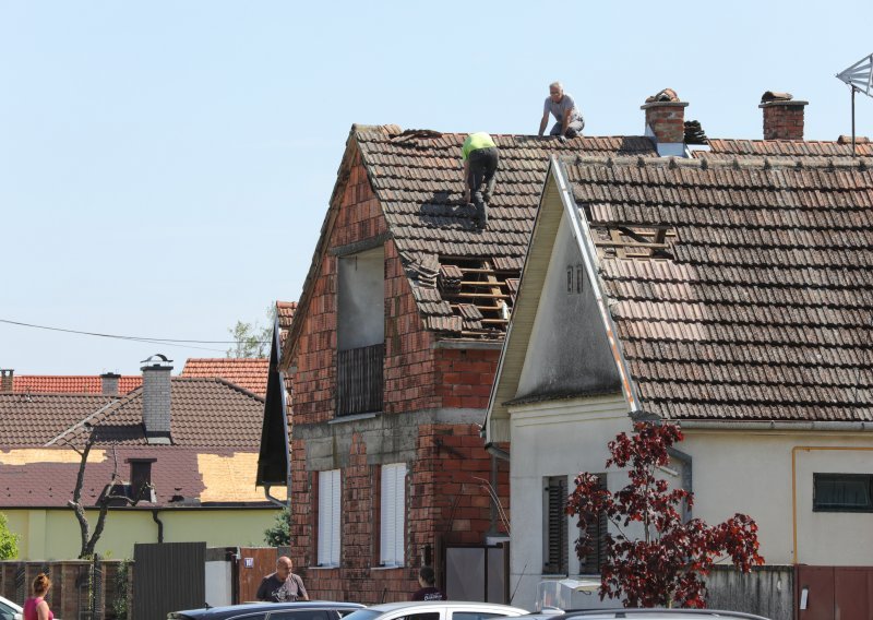 Dio Slavonije i dalje bez struje, ljudi su očajni, vape za pomoći