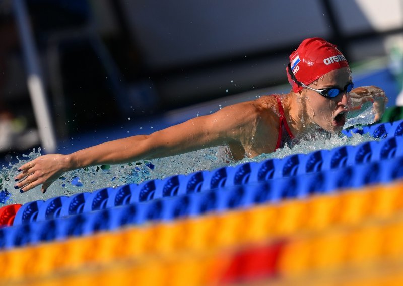 Sjajna Amina Kajtaz srušila hrvatski rekord te izborila polufinale na 100m leptir