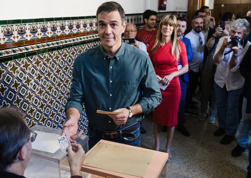 Španjolci na biralištima, očekuju se velike promjene