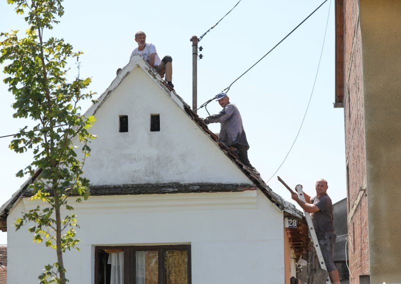 U Vukovarsko-srijemskoj županiji bez električne energije još 3060 korisnika