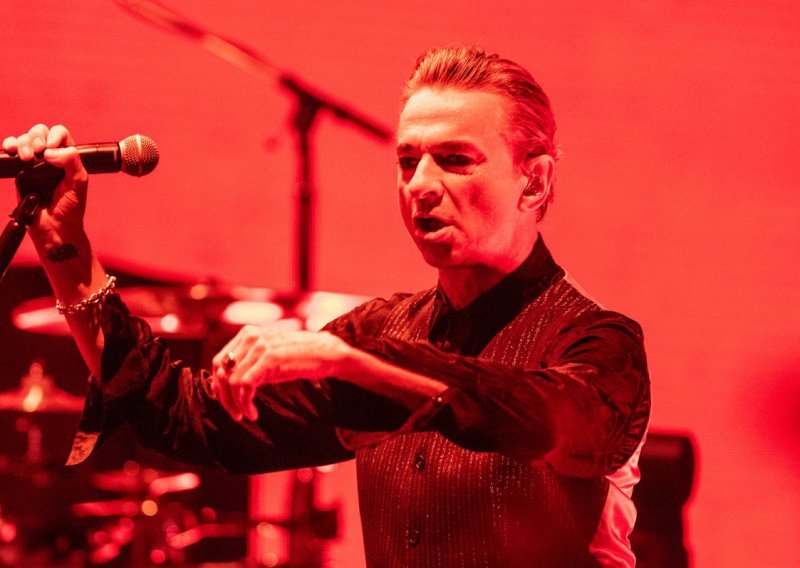 Depeche Mode održao nezaboravan koncert u rasprodanoj zagrebačkoj Areni: Pogledajte atmosferu