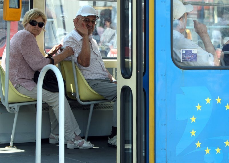 Zagreb proširuje pravo na besplatni pokaz na velik broj umirovljenika