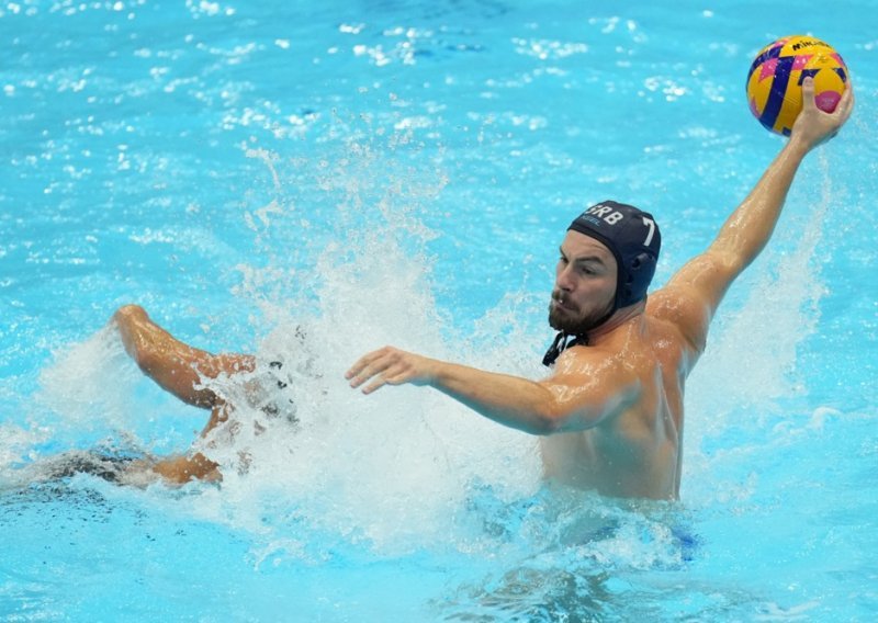 Srbi nakon drame peteraca pobijedili Talijane; polufinale SP-a izborili i Mađari